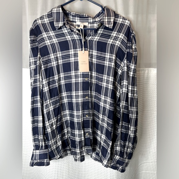 Tops - Comi vintage women’s xl blue plaid button up nwt